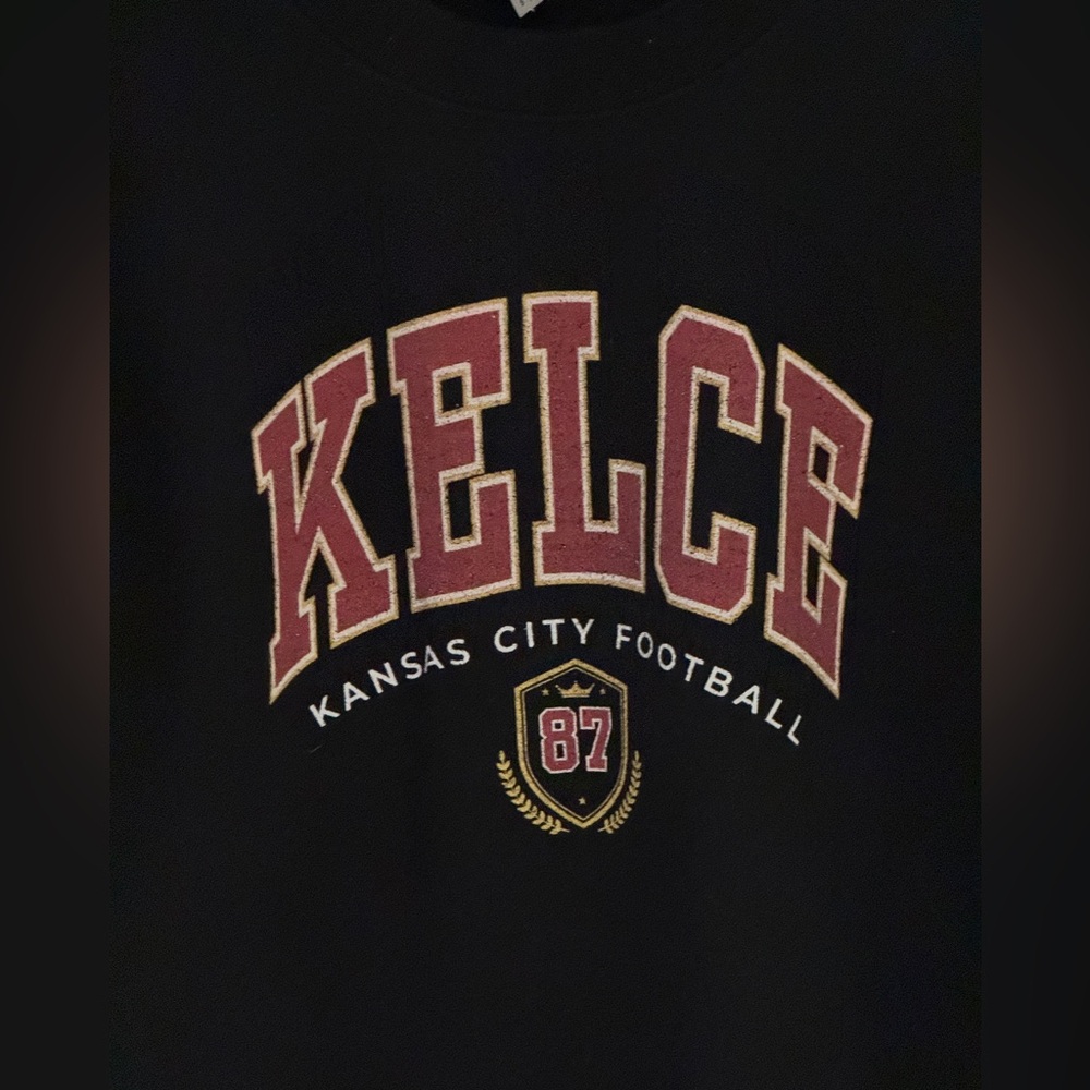 Travis Kelce Taylor Swift Sweatshirt - Picture 4 of 5